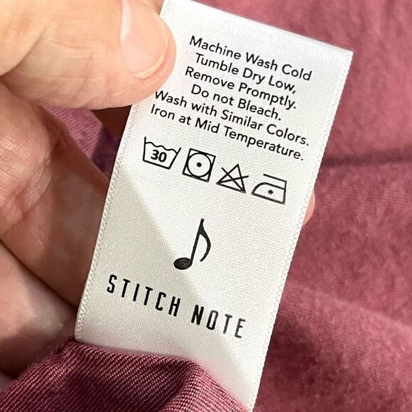 Stitch Note Egyptian Cotton Long Sleeve Shirt. Berry color. Size Large. - Picture 5 of 7